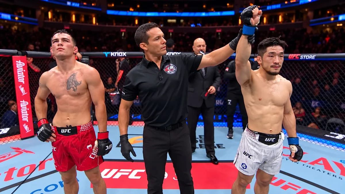 SuYoung You sometió a Cody Chovancek a los 4:19 del tercer asalto.