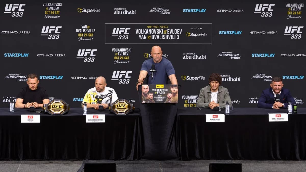 Yan, Volkanovski, Dana White, Evloev y Merab en la conferencia de prensa de UFC 333.